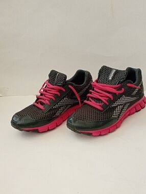 Reebok Smoothflex Women's Dark Grey and Pink Lace Up Mesh Sneakers Size 10